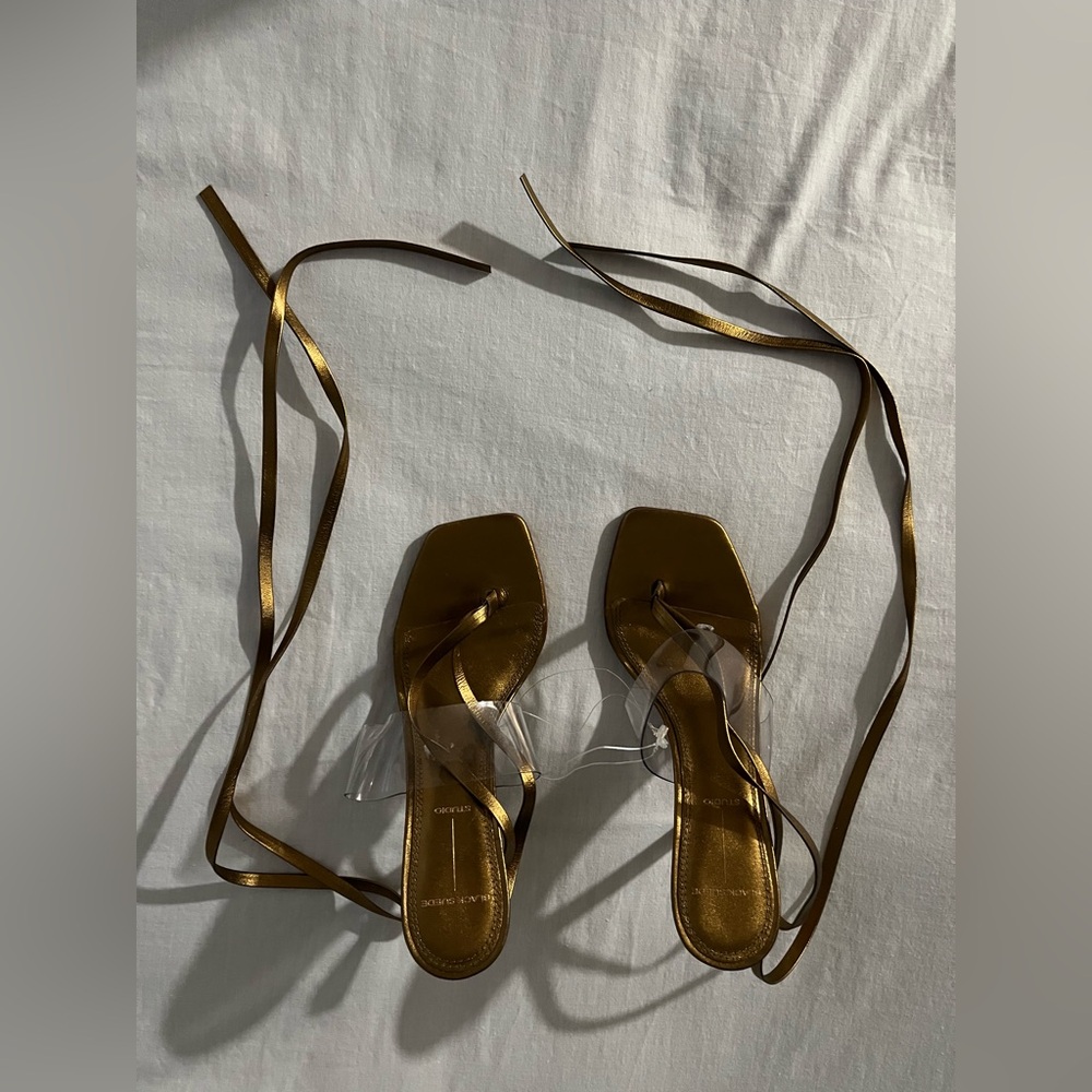 Chic Gold Strappy Women's Sandals